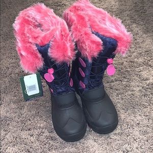 Kamik snow boots